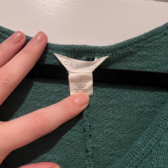 Caslon V-Neck Tunic - Green Posy - Picture 3 of 6